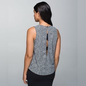 Lululemon Here To There Tank Plush Petal Black Ghost 8